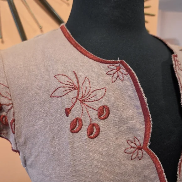 Vintage Y2K Nanette Lepore 10 Girlie Embroidered Floral Ruffle Top Babydoll - Picture 6 of 14